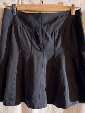 Athleta Size 2 grey tennis skirt